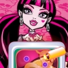 Draculaura Stomach Surgery